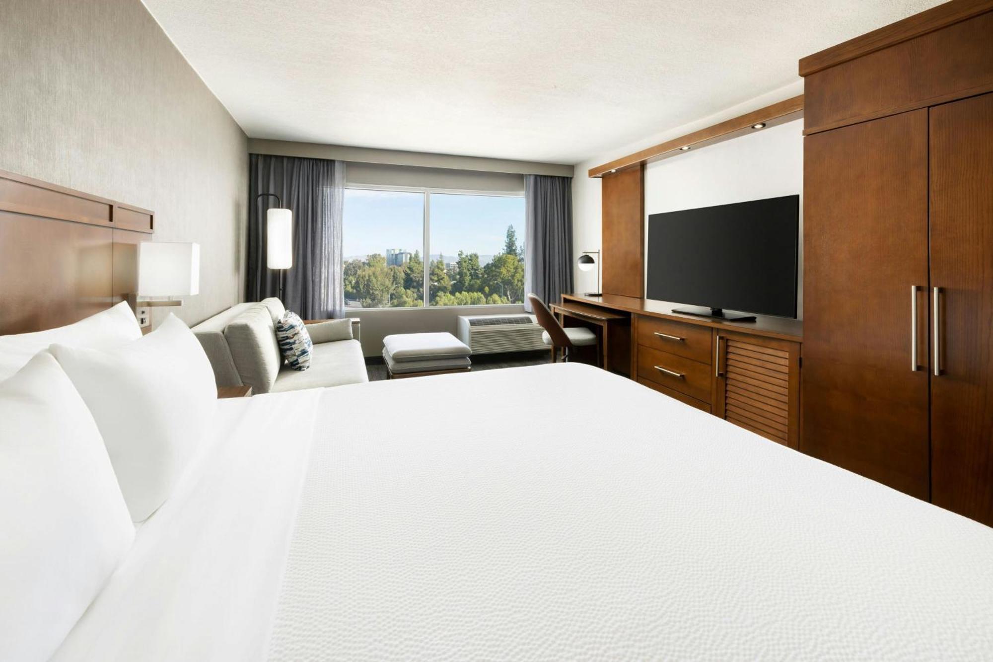 Courtyard By Marriott Los Angeles Woodland Hills מראה חיצוני תמונה