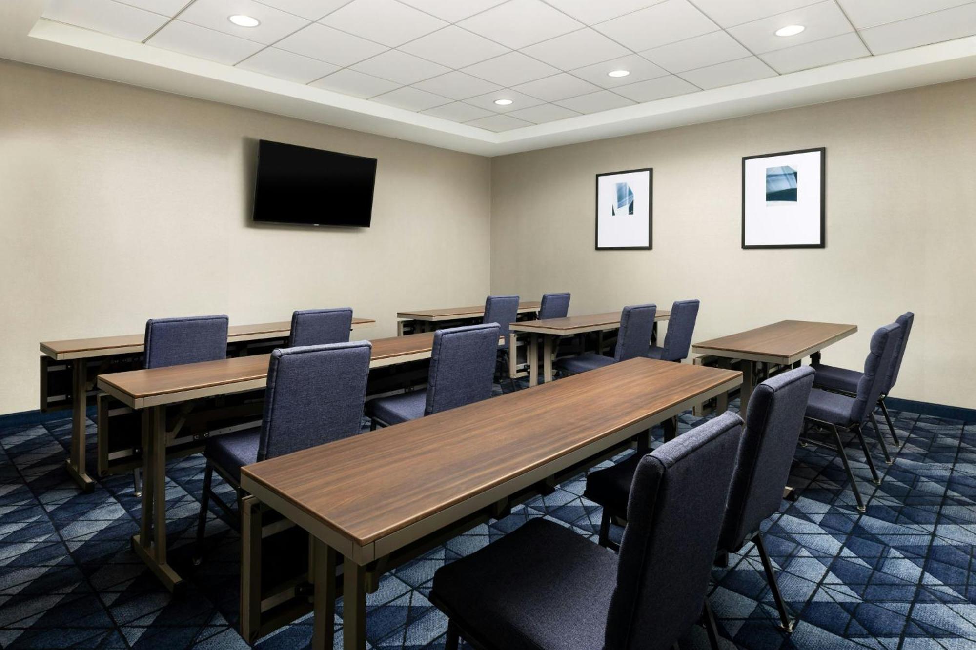 Courtyard By Marriott Los Angeles Woodland Hills מראה חיצוני תמונה