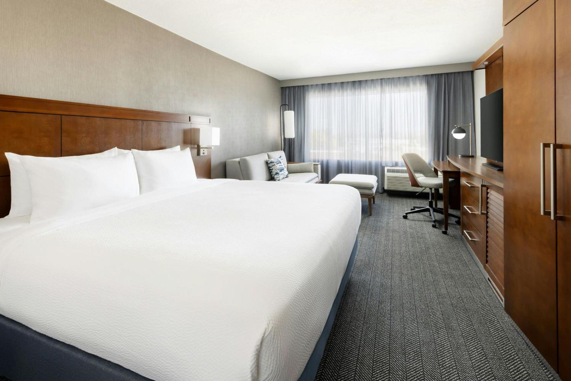Courtyard By Marriott Los Angeles Woodland Hills מראה חיצוני תמונה