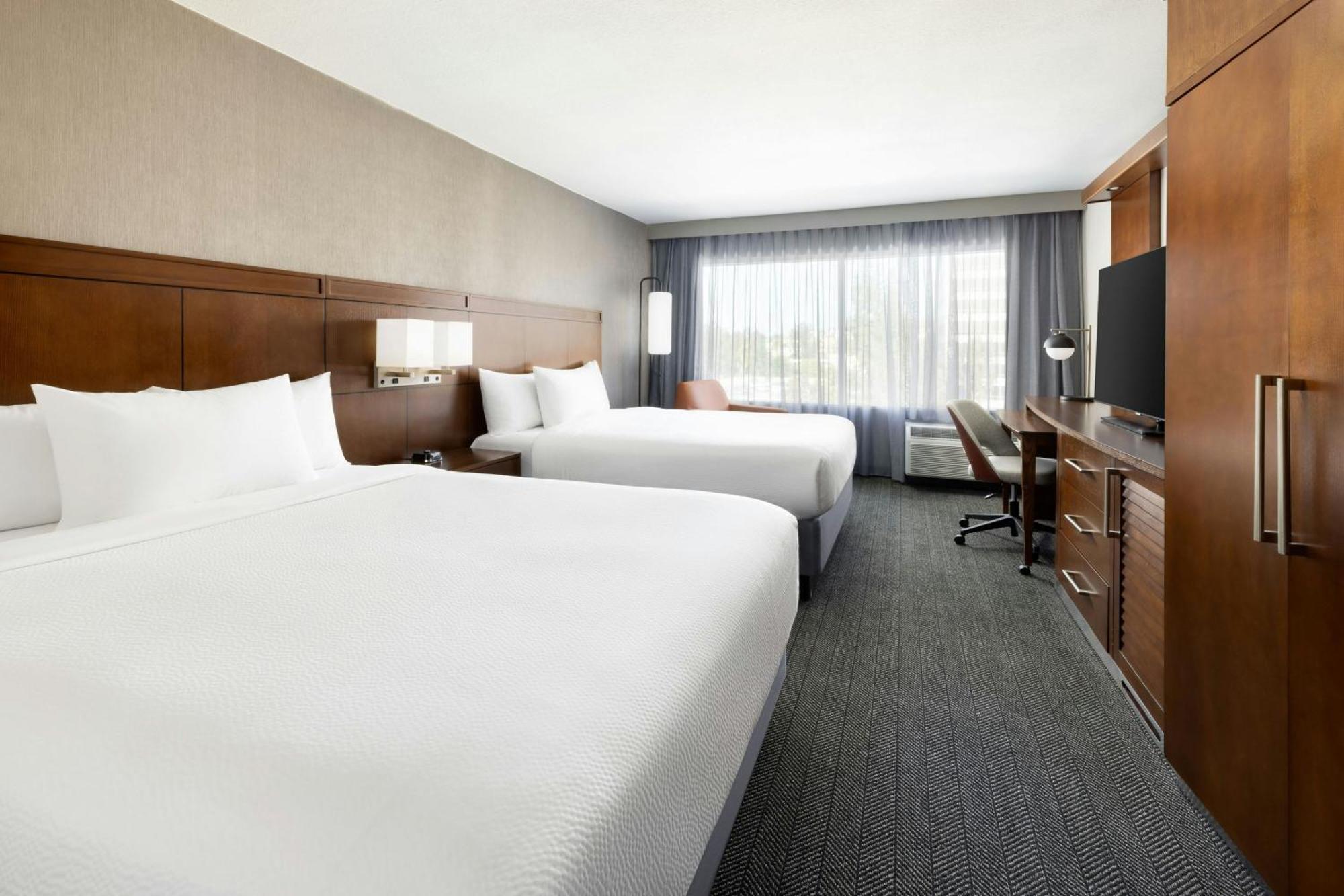 Courtyard By Marriott Los Angeles Woodland Hills מראה חיצוני תמונה