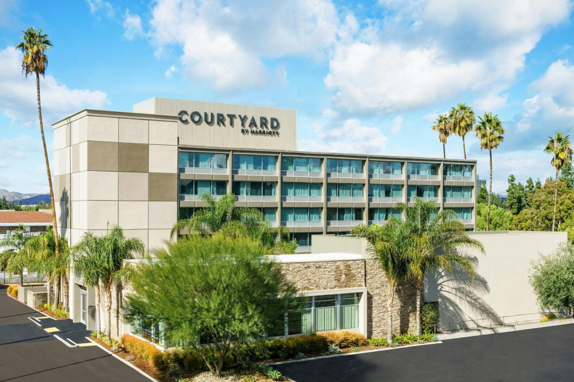 Courtyard By Marriott Los Angeles Woodland Hills מראה חיצוני תמונה